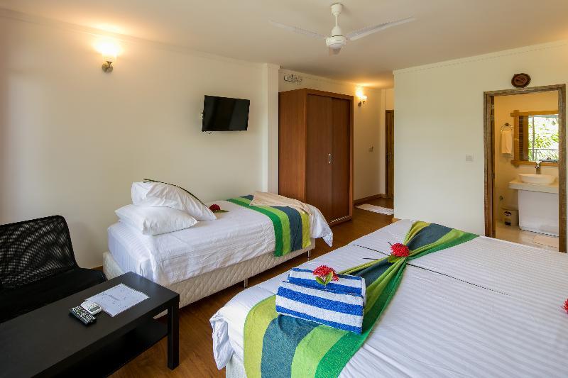 แชลโลว์ ลากูน ราสดู Hotel Rasdhoo ภายนอก รูปภาพ